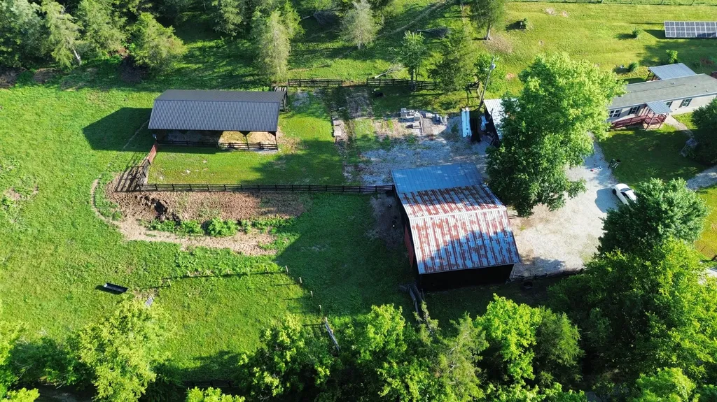180 Ceder Road Owingsville KY 40360
