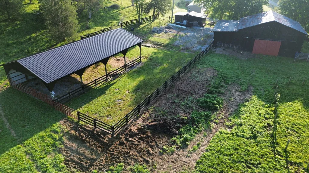 180 Ceder Road Owingsville KY 40360