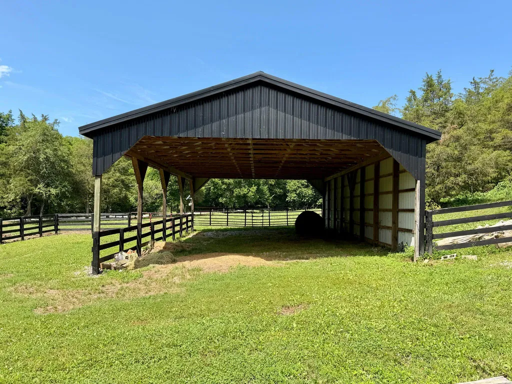 180 Ceder Road Owingsville KY 40360