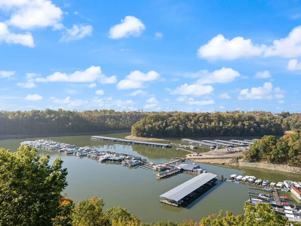 949 Hideaway Drive Somerset KY 42503