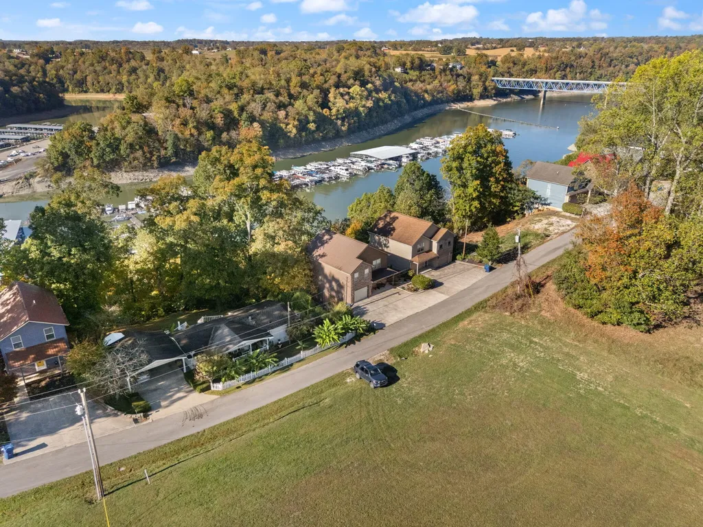 949 Hideaway Drive Somerset KY 42503