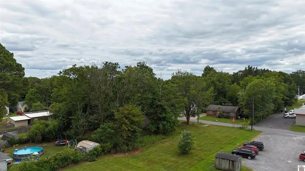 301 S 12th Street Murray KY 42071