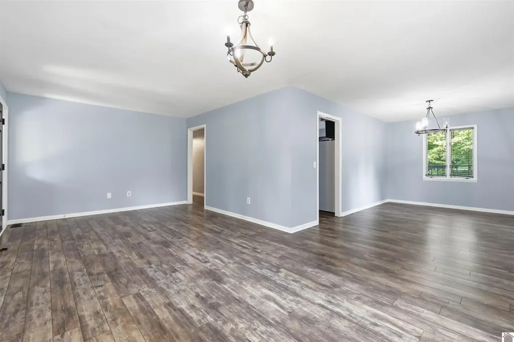 145 Treeland Drive Mayfield KY 42066