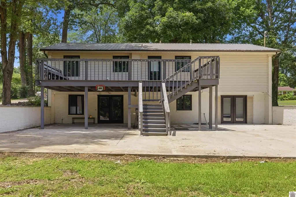145 Treeland Drive Mayfield KY 42066