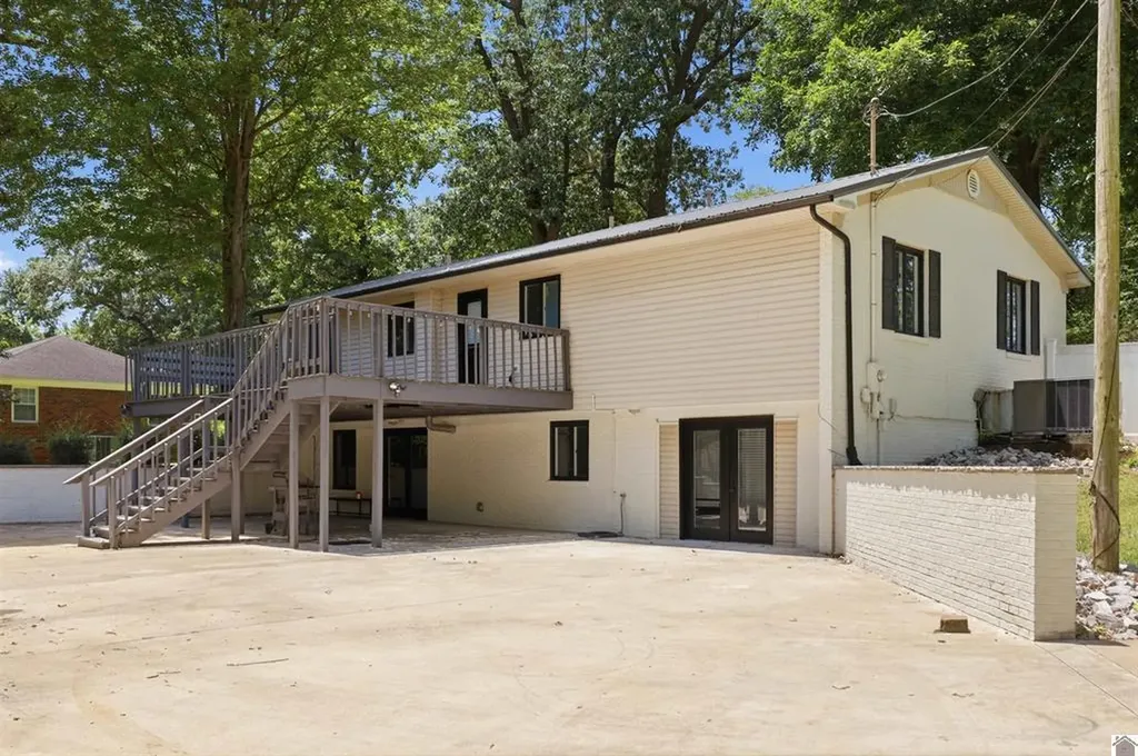 145 Treeland Drive Mayfield KY 42066