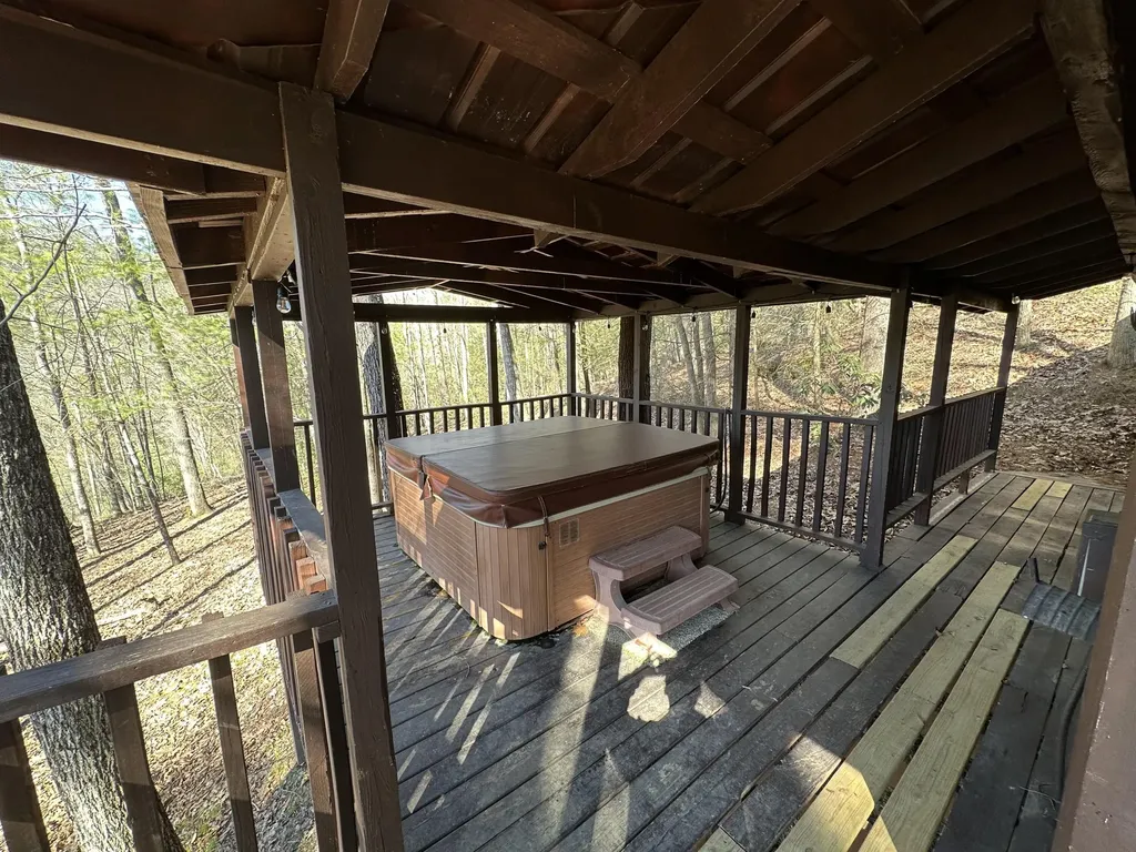 534 534 Cave Hollow Road Rogers KY 41365