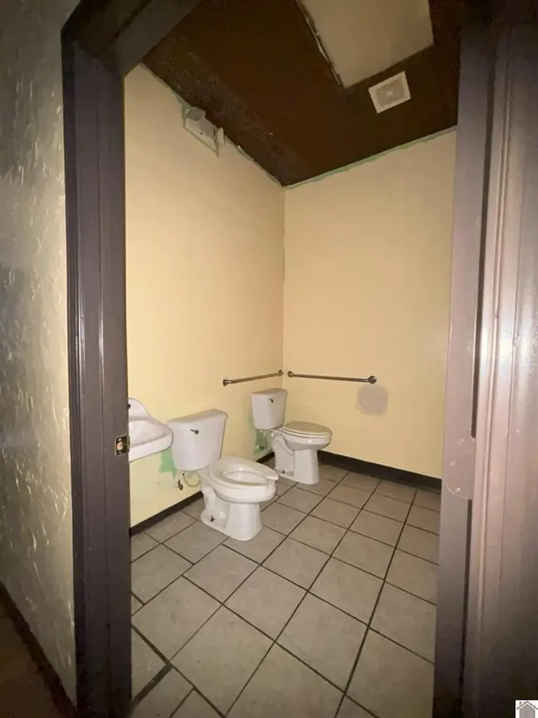 716 N 12th Street Murray KY 42071
