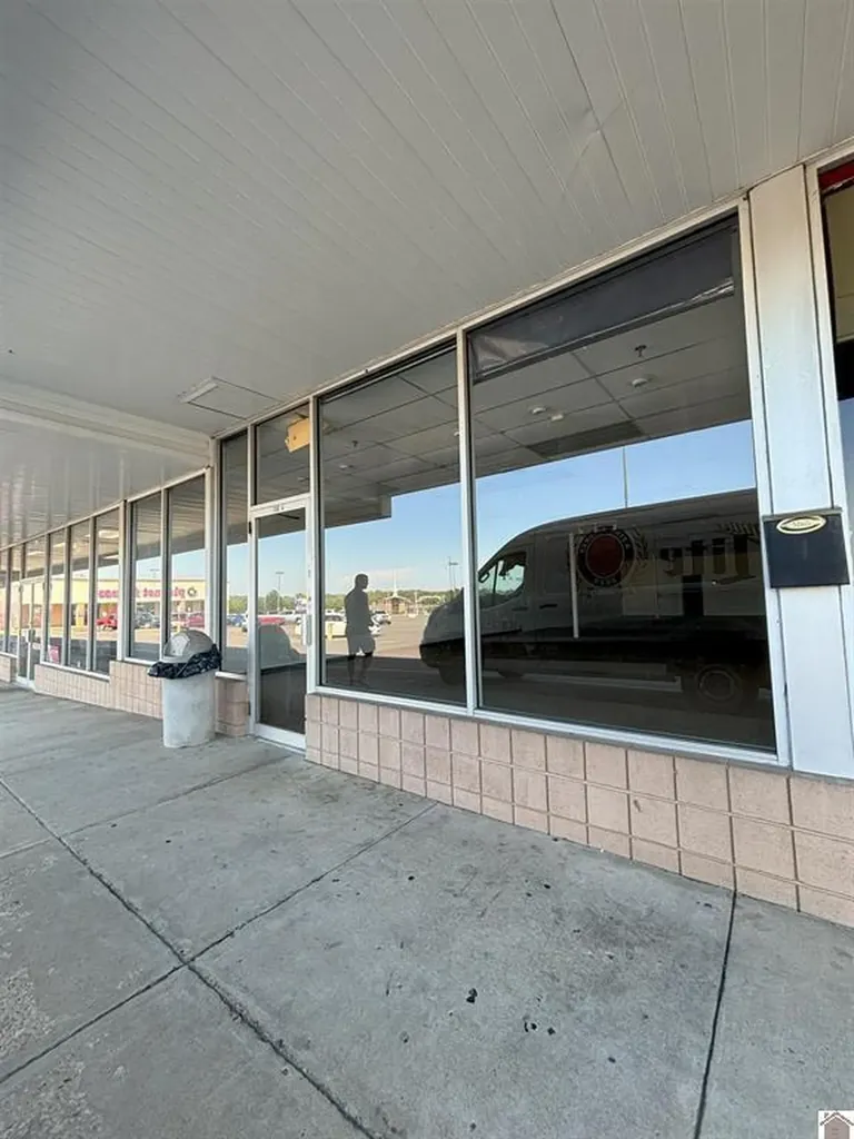 708 N 12th Street Murray KY 42071