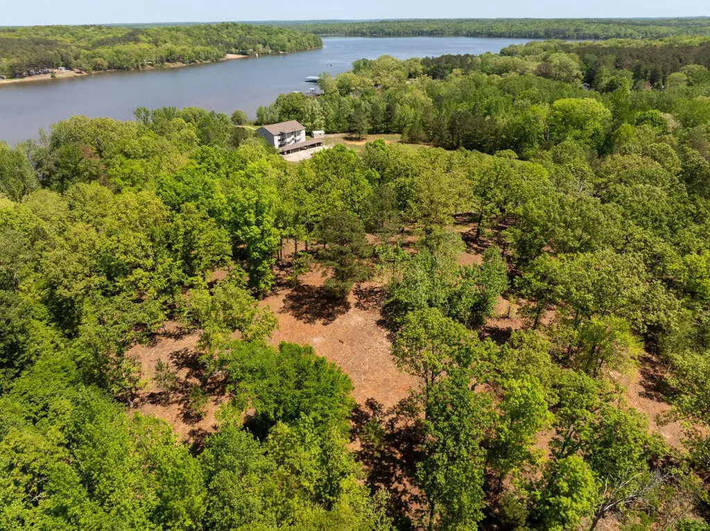 1 Sauger Lane Murray KY 42071