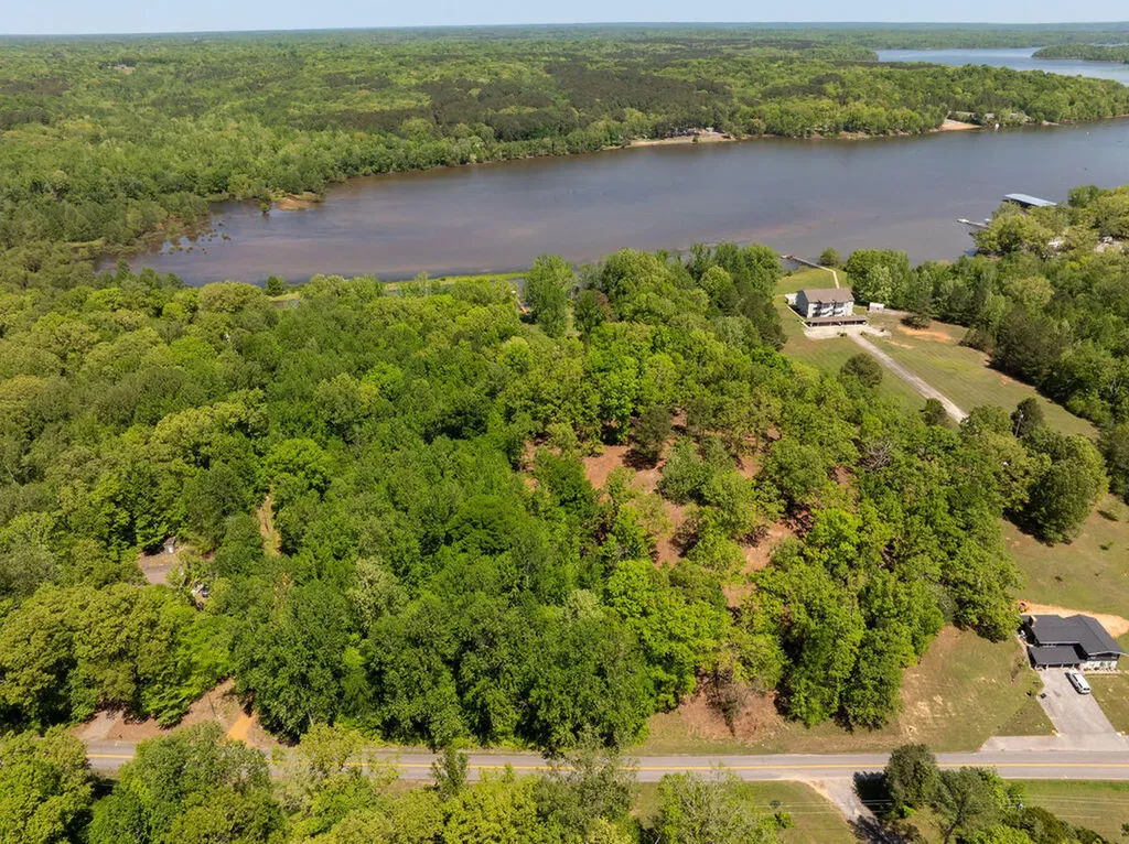 1 Sauger Lane Murray KY 42071