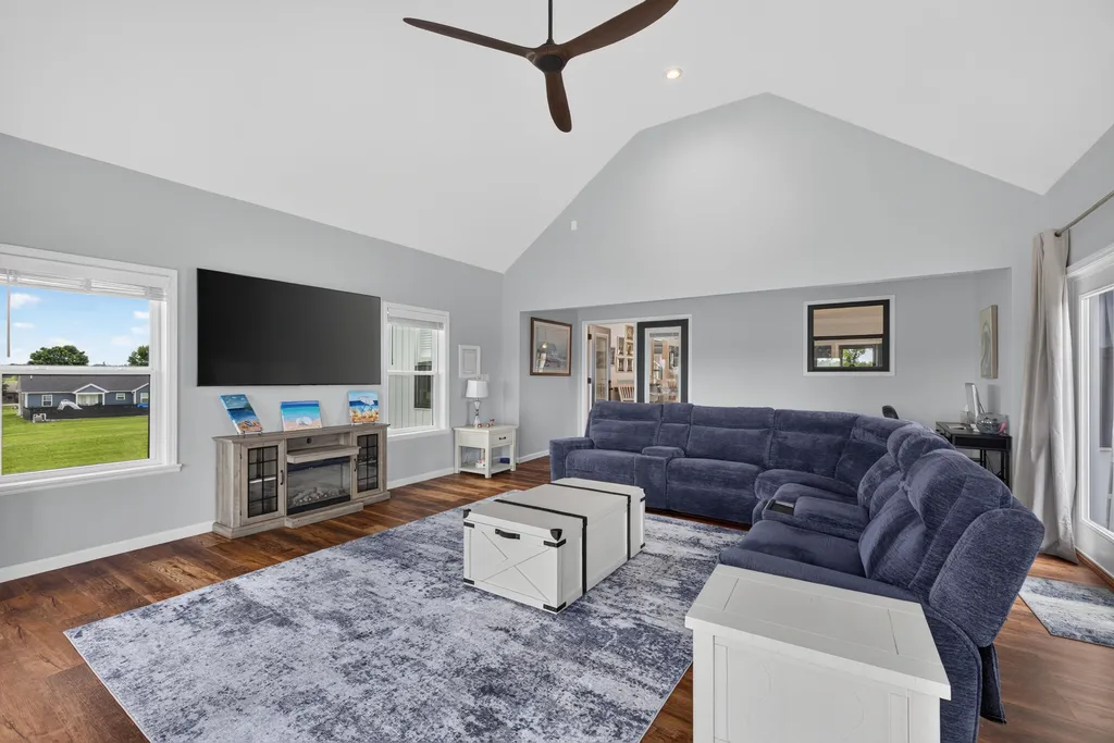 101 Gracelynn Circle Harrodsburg KY 40330