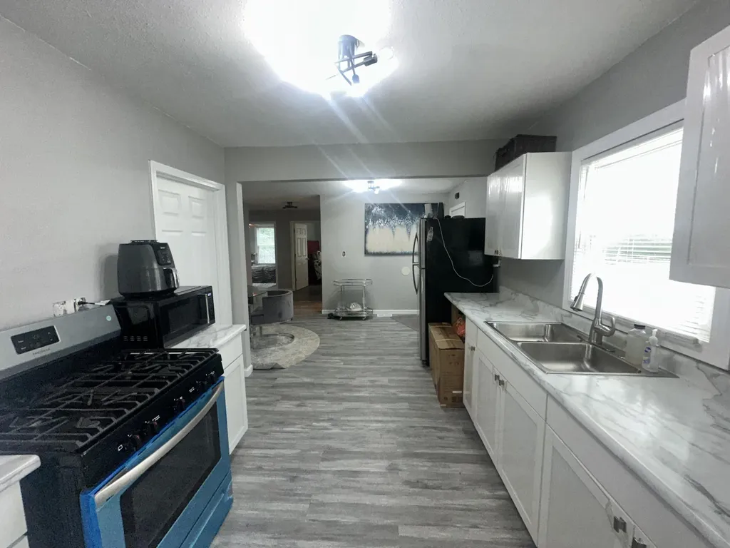 911 N 24th Street Paducah KY 42001