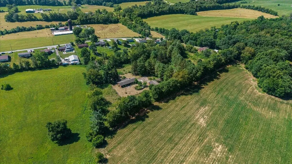 644 Maple Grove Road London KY 40744