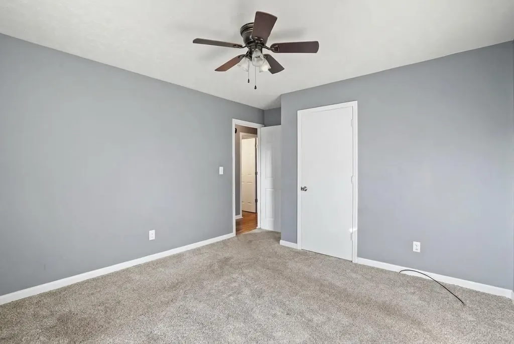 300 Oak Grove Lane Somerset KY 42501
