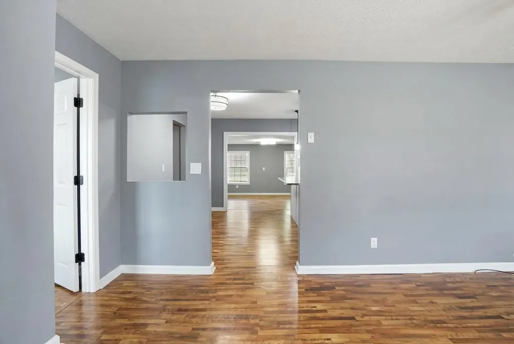 300 Oak Grove Lane Somerset KY 42501