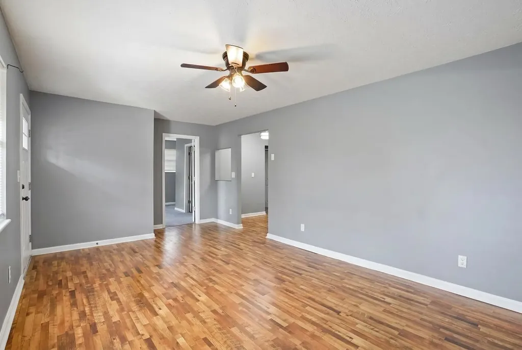 300 Oak Grove Lane Somerset KY 42501
