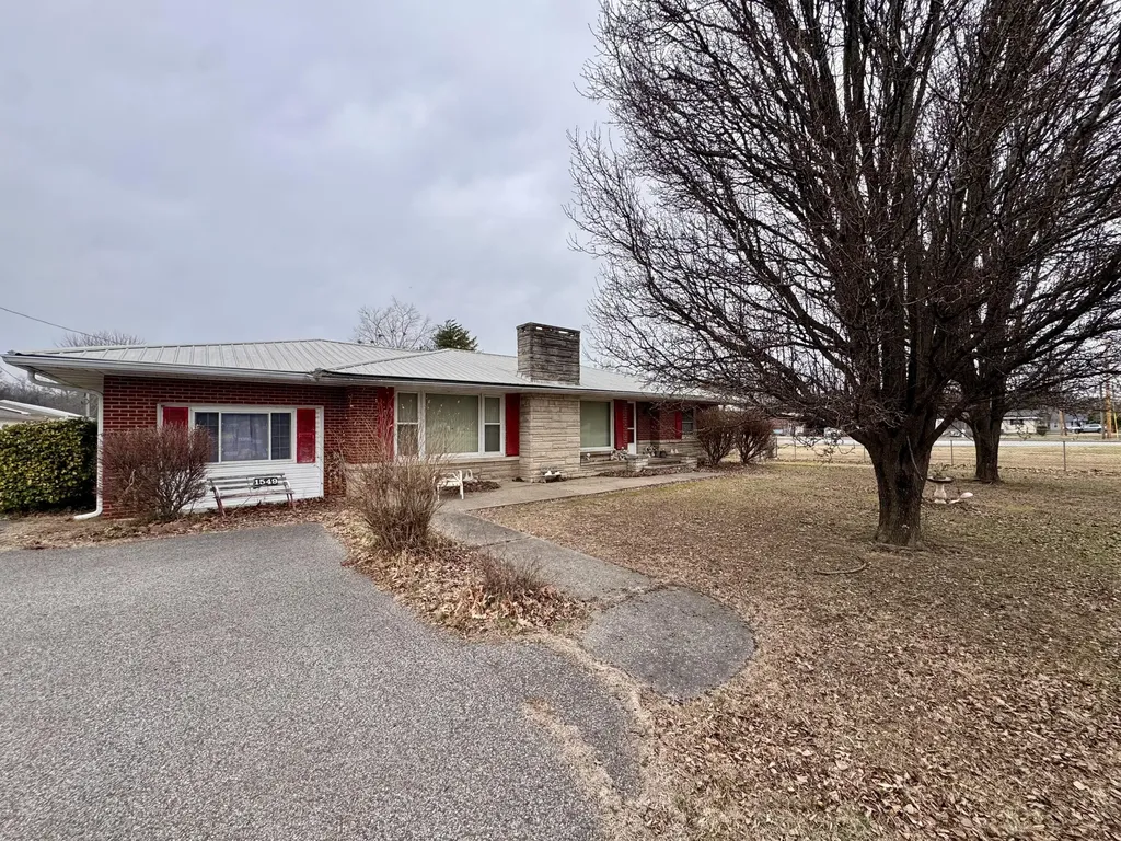 1549 Husband Road Paducah KY 42003