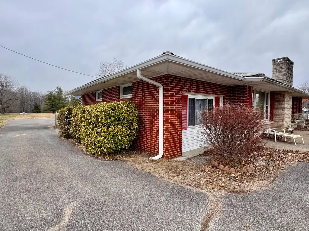 1549 Husband Road Paducah KY 42003