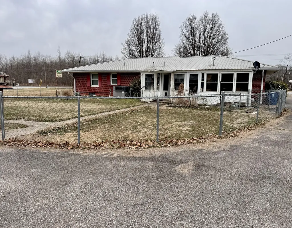 1549 Husband Road Paducah KY 42003