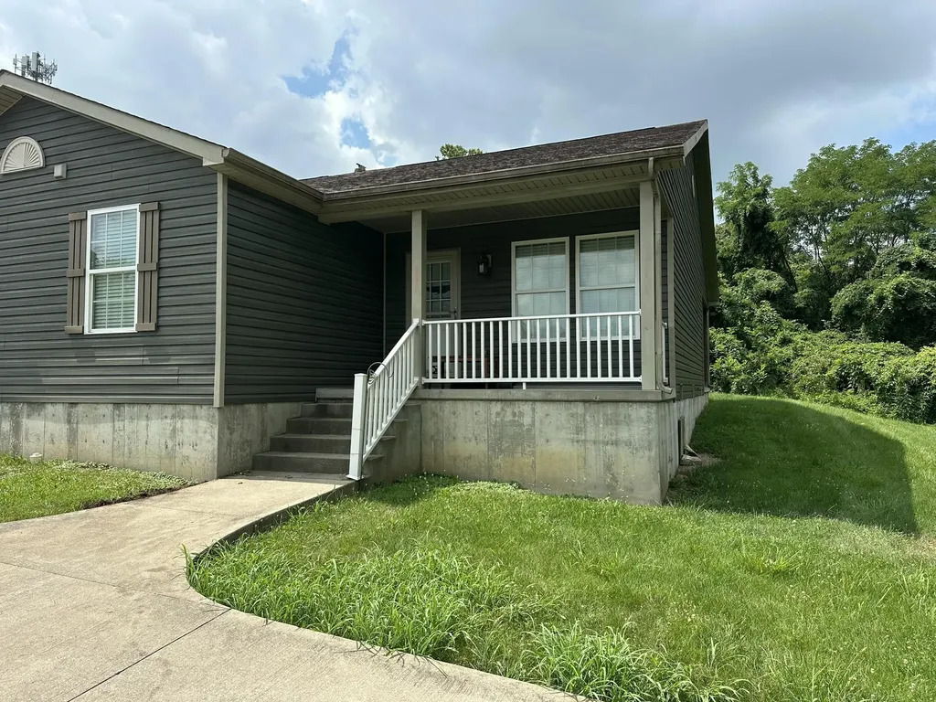 111 Springdale Avenue Cynthiana KY 41031