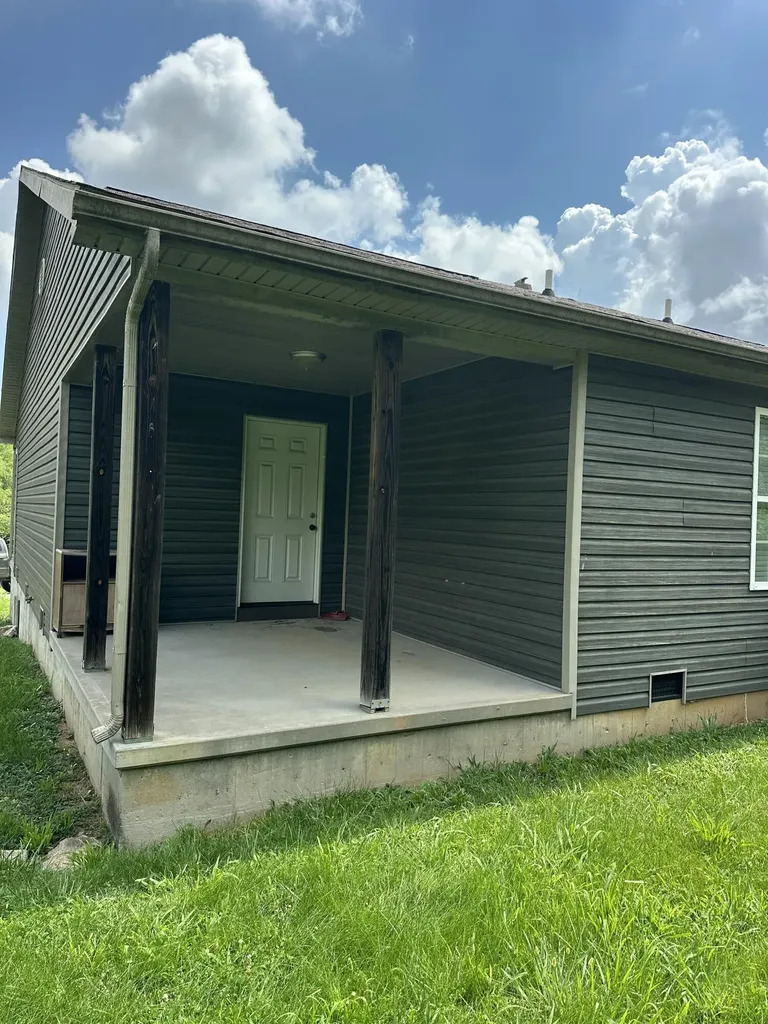 111 Springdale Avenue Cynthiana KY 41031
