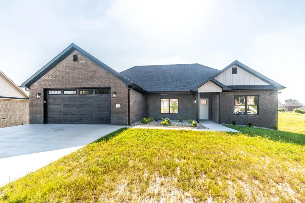 181 Central Park Avenue Berea KY 40403