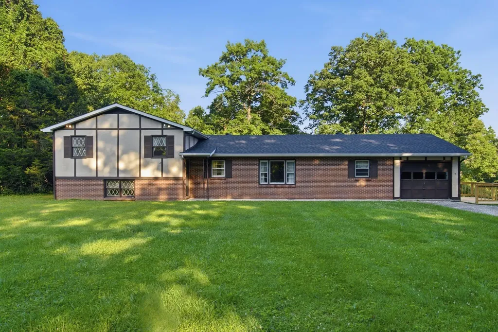 70 Resurrection Road Beattyville KY 41311