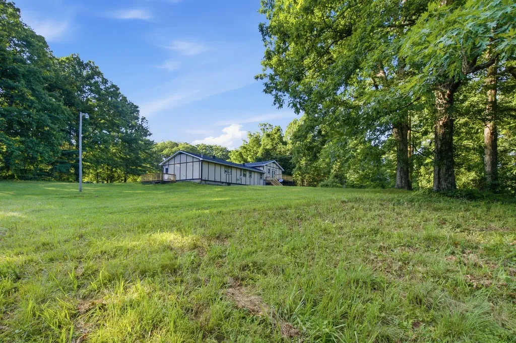 70 Resurrection Road Beattyville KY 41311