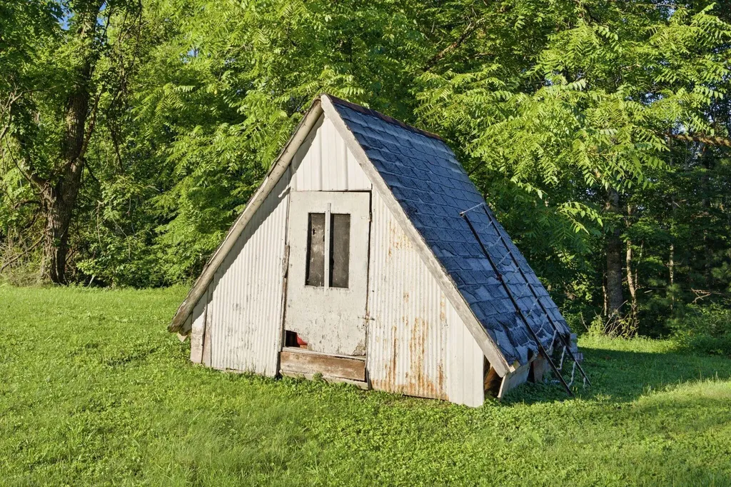 70 Resurrection Road Beattyville KY 41311