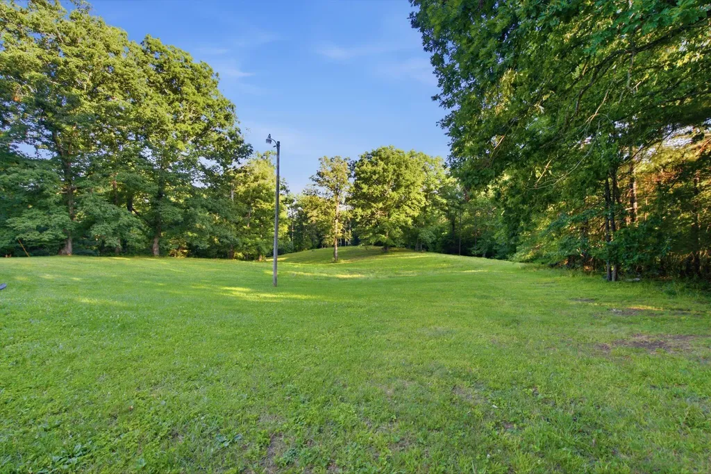 70 Resurrection Road Beattyville KY 41311