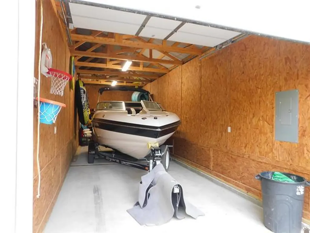 92 Clara Lane Benton KY 42025