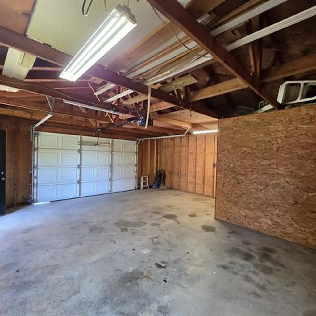 648 S County Line Road Mayfield KY 42066