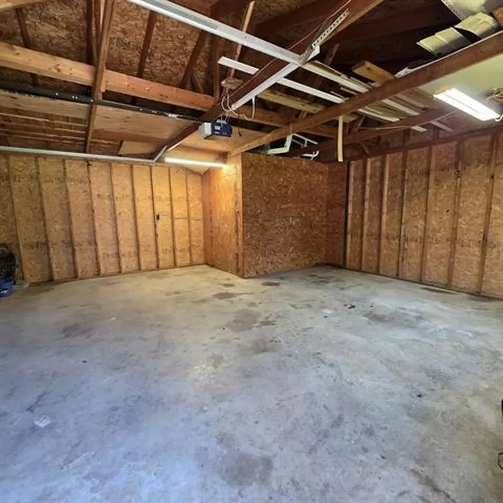 648 S County Line Road Mayfield KY 42066