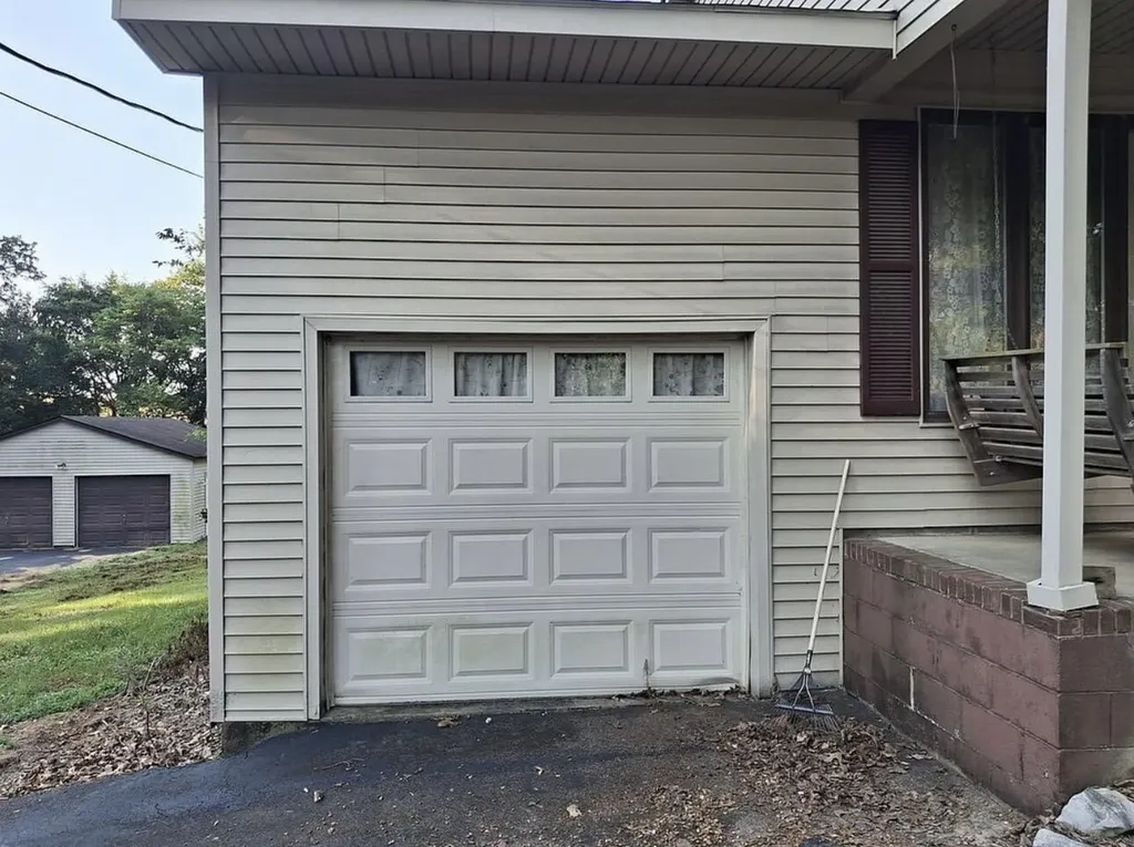 2140 Krebs Station Road Paducah KY 42003