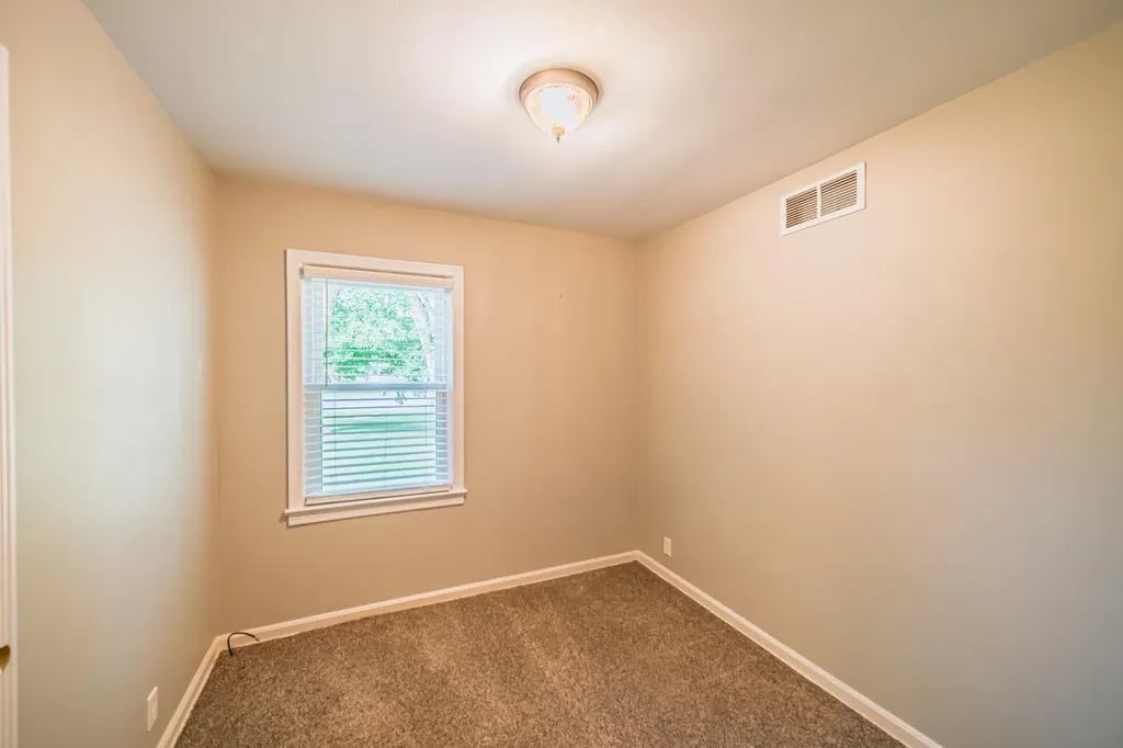 162 Iroquois Drive Paducah KY 42001