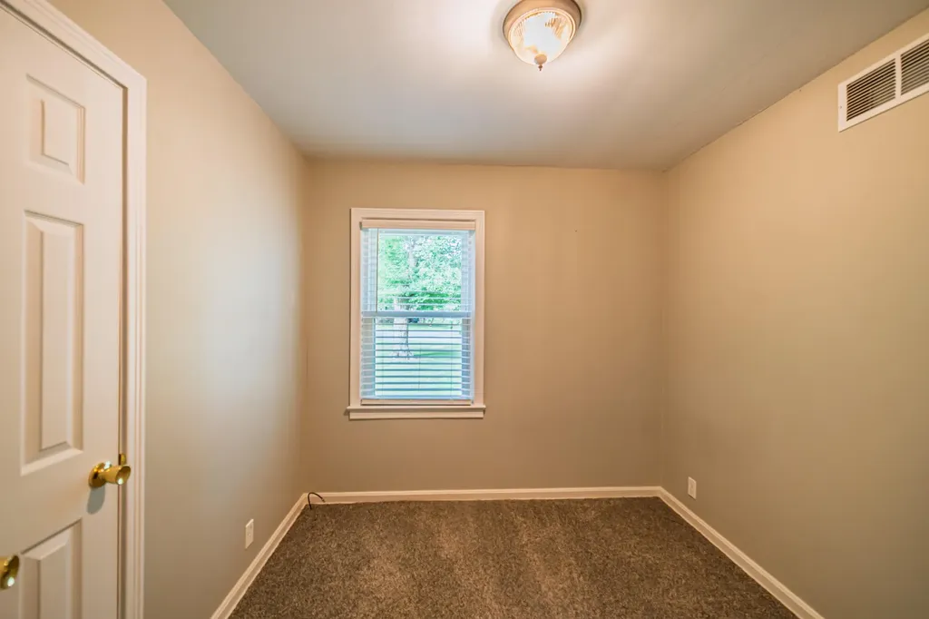 162 Iroquois Drive Paducah KY 42001