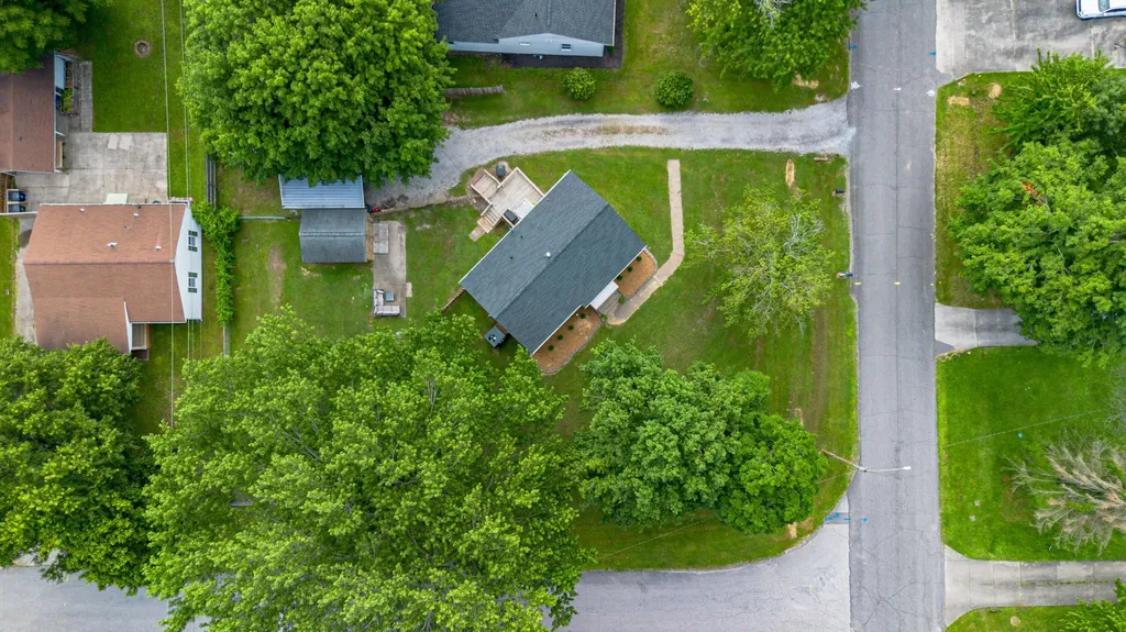 162 Iroquois Drive Paducah KY 42001