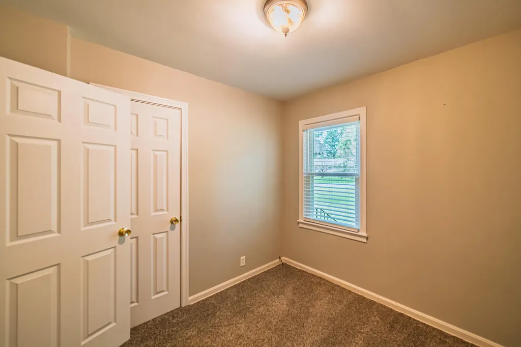 162 Iroquois Drive Paducah KY 42001