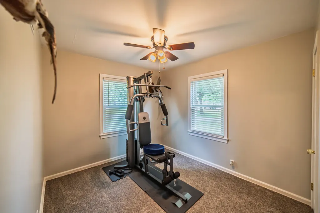 162 Iroquois Drive Paducah KY 42001