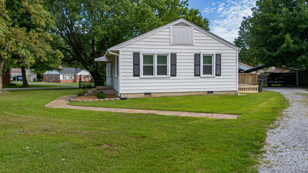 162 Iroquois Drive Paducah KY 42001