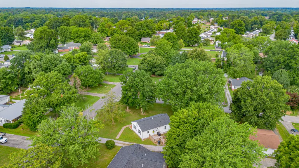 162 Iroquois Drive Paducah KY 42001