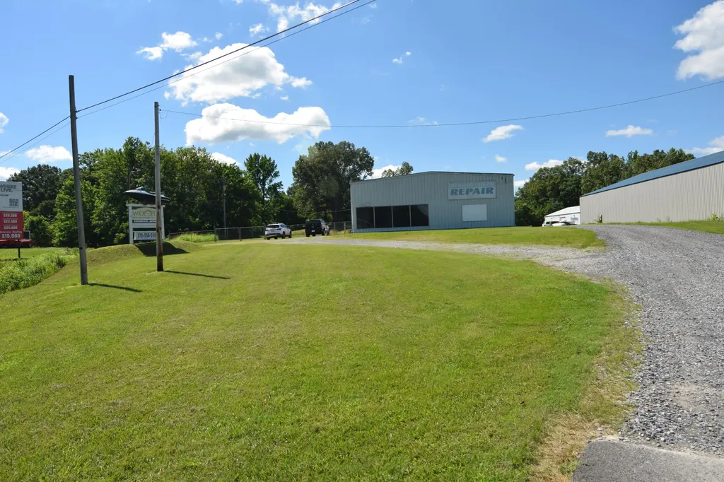 8975 Us-62 Calvert City KY 42029