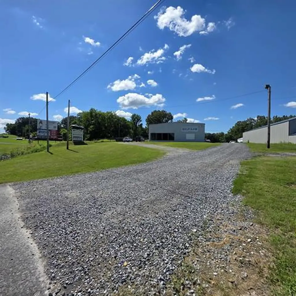 8975 Us-62 Calvert City KY 42029