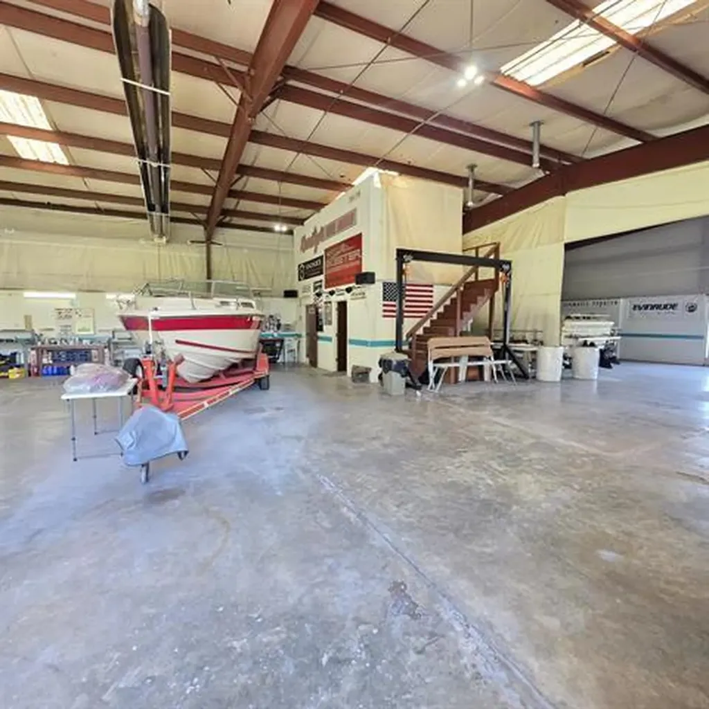 8975 Us-62 Calvert City KY 42029