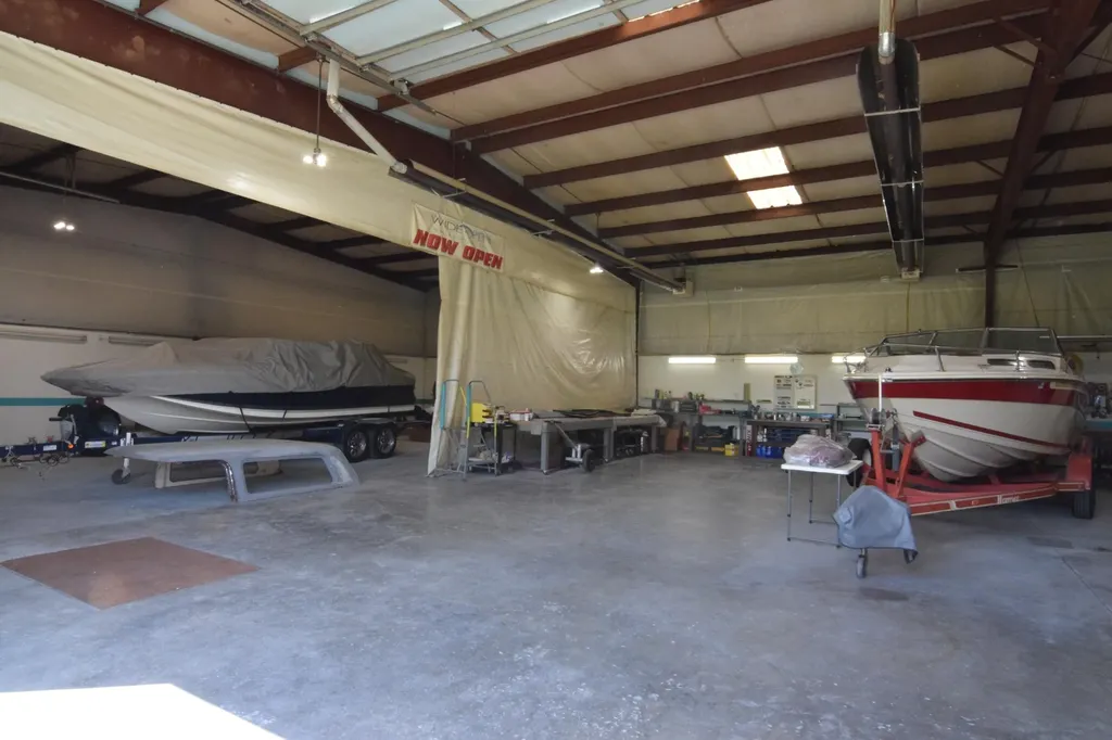 8975 Us-62 Calvert City KY 42029