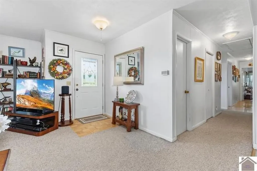 803 N State Route 810 Kuttawa KY 42055