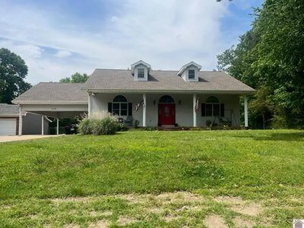 539 E Clay Street Clinton KY 42031