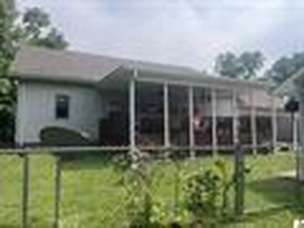 539 E Clay Street Clinton KY 42031
