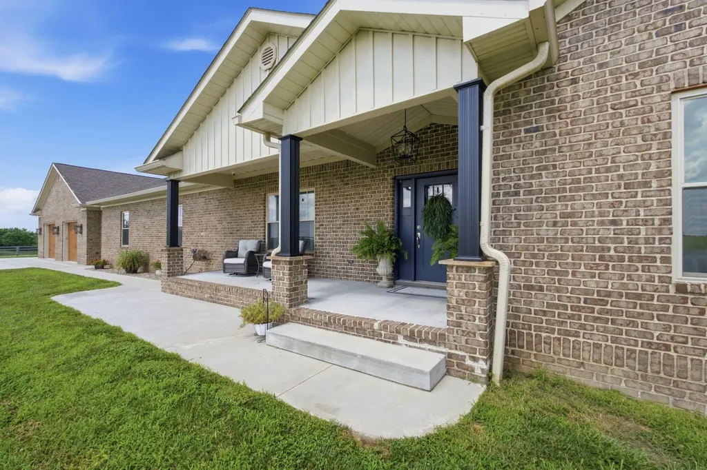 351 Benton Road Mt Sterling KY 40353