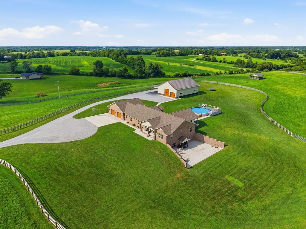 351 Benton Road Mt Sterling KY 40353